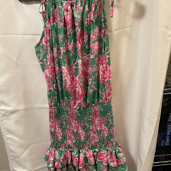 Lily P style dress. Size M stretchy waist with string ties. - Picture 1 of 6